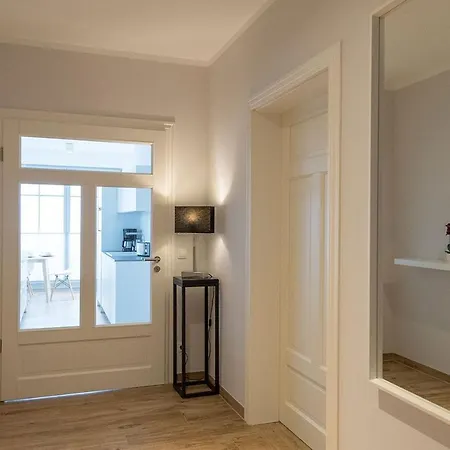 Grosszuegige Mit Sauna Und Balkon Vp * Goehren (Ruegen)