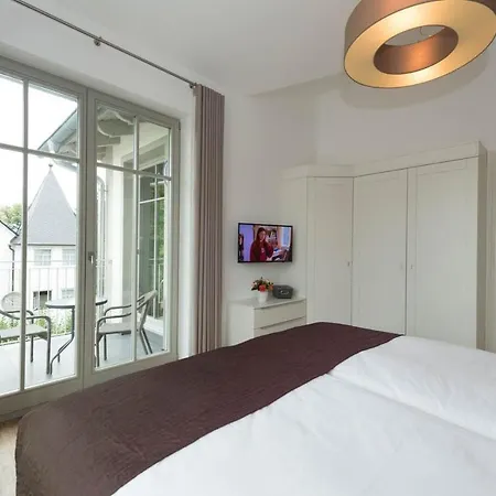 Grosszuegige Mit Sauna Und Balkon Vp Villa