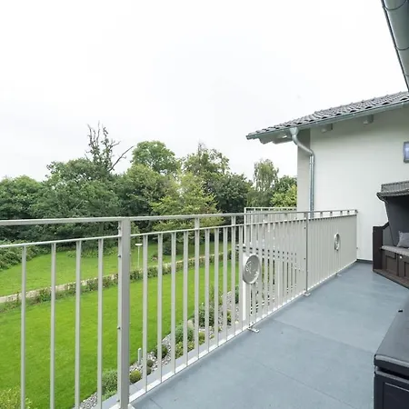 Grosszuegige Mit Sauna Und Balkon Vp Vila