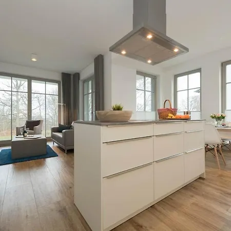 Grosszuegige Mit Sauna Und Balkon Vp * Goehren (Ruegen)