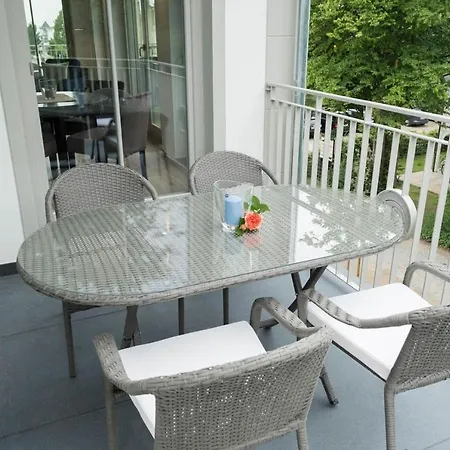 Grosszuegige Mit Sauna Und Balkon Vp * Goehren (Ruegen)