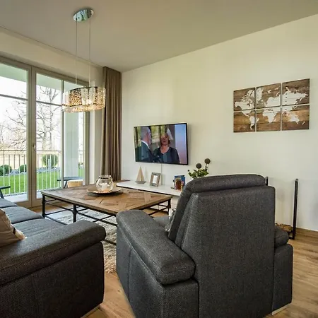 Villa Grosszuegige Mit Sauna Und Balkon Vp