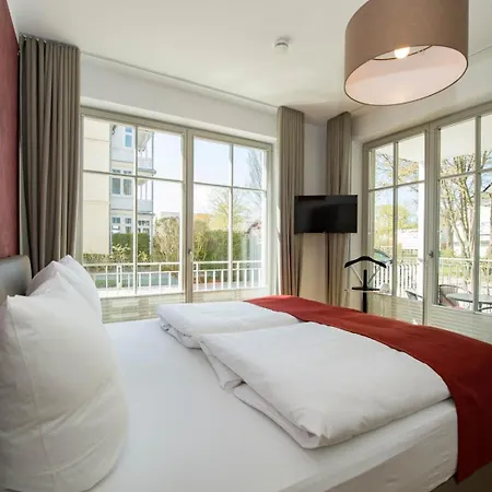 Grosszuegige Mit Sauna Und Balkon Vp * Goehren (Ruegen)