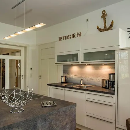 Grosszuegige Mit Sauna Und Balkon Vp Vila Goehren (Ruegen)