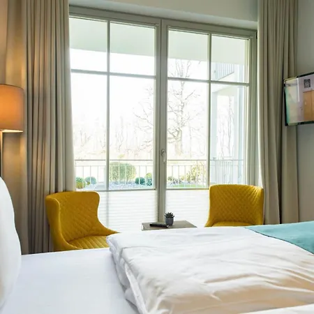 Grosszuegige Mit Sauna Und Balkon Vp Goehren (Ruegen)