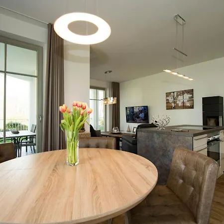Grosszuegige Mit Sauna Und Balkon Vp Vila Goehren (Ruegen)