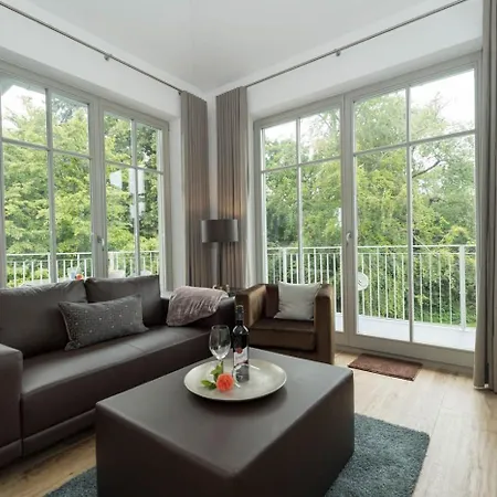 Vila Grosszuegige Mit Sauna Und Balkon Vp